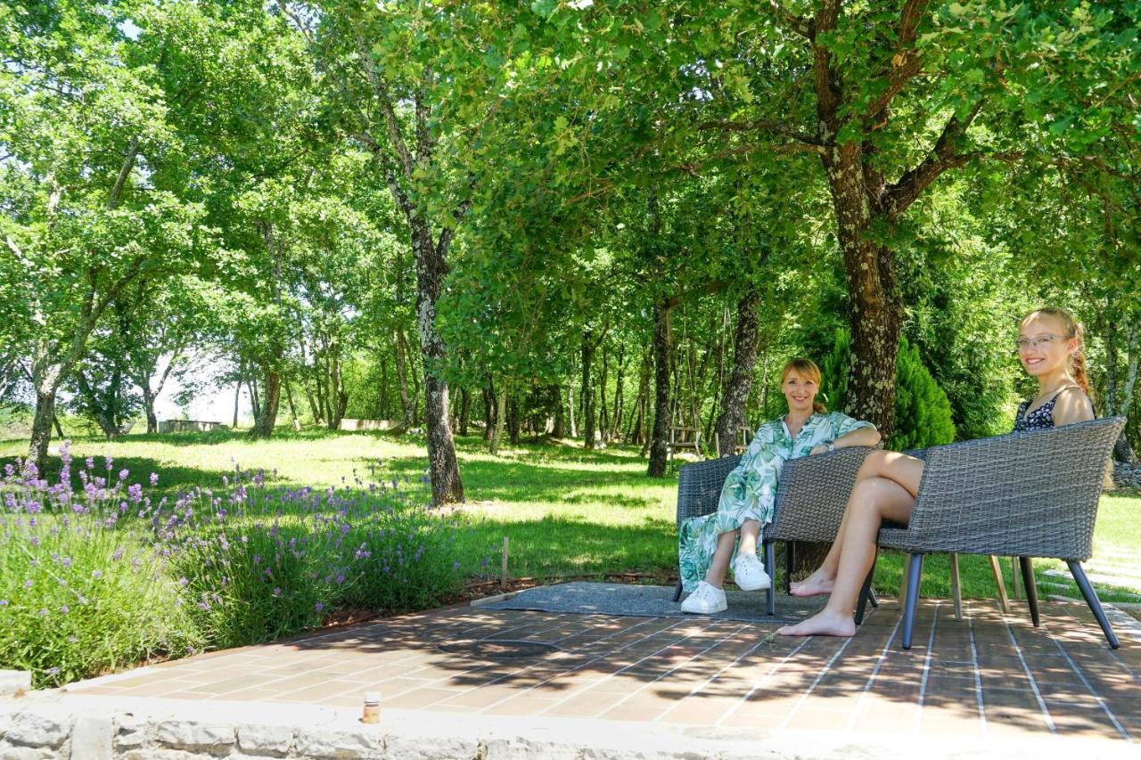 Stancija Ruseti Bed & Breakfast Oprtalj Ngoại thất bức ảnh