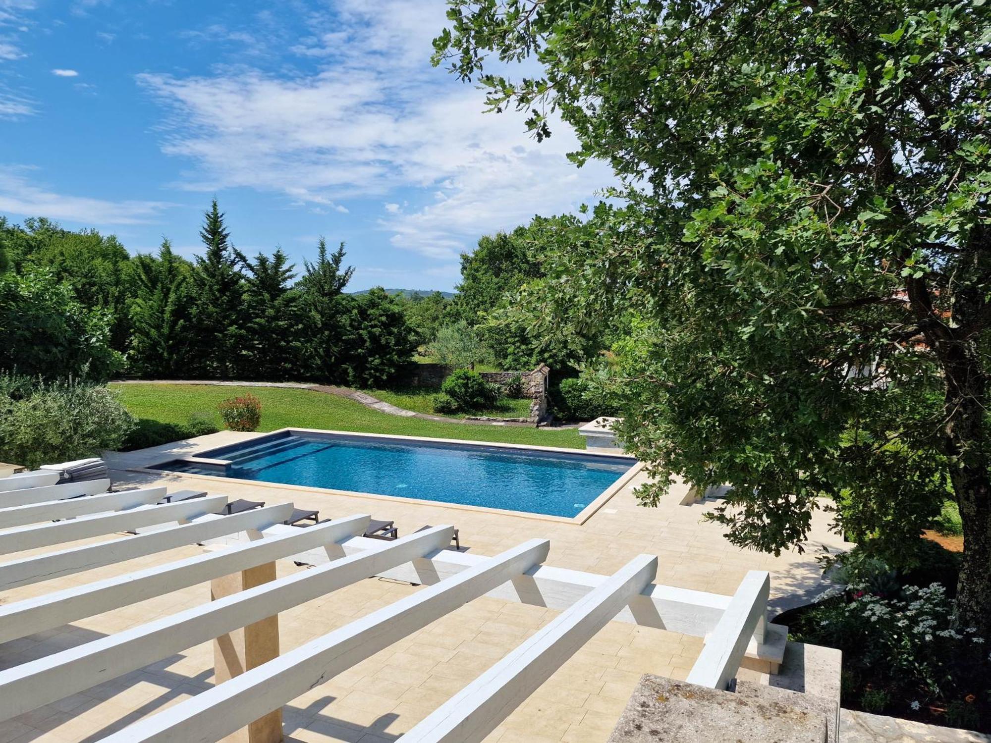 Stancija Ruseti Bed & Breakfast Oprtalj Ngoại thất bức ảnh