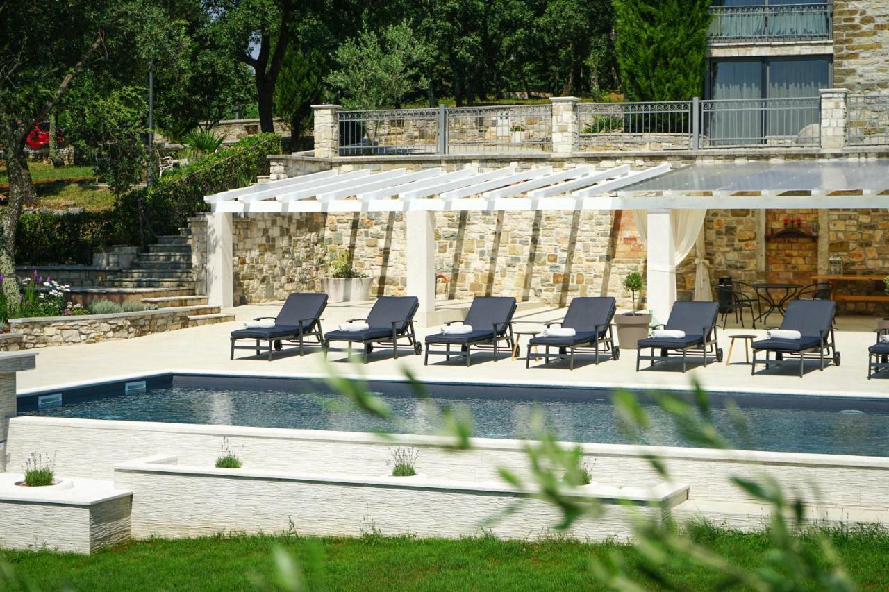 Stancija Ruseti Bed & Breakfast Oprtalj Ngoại thất bức ảnh