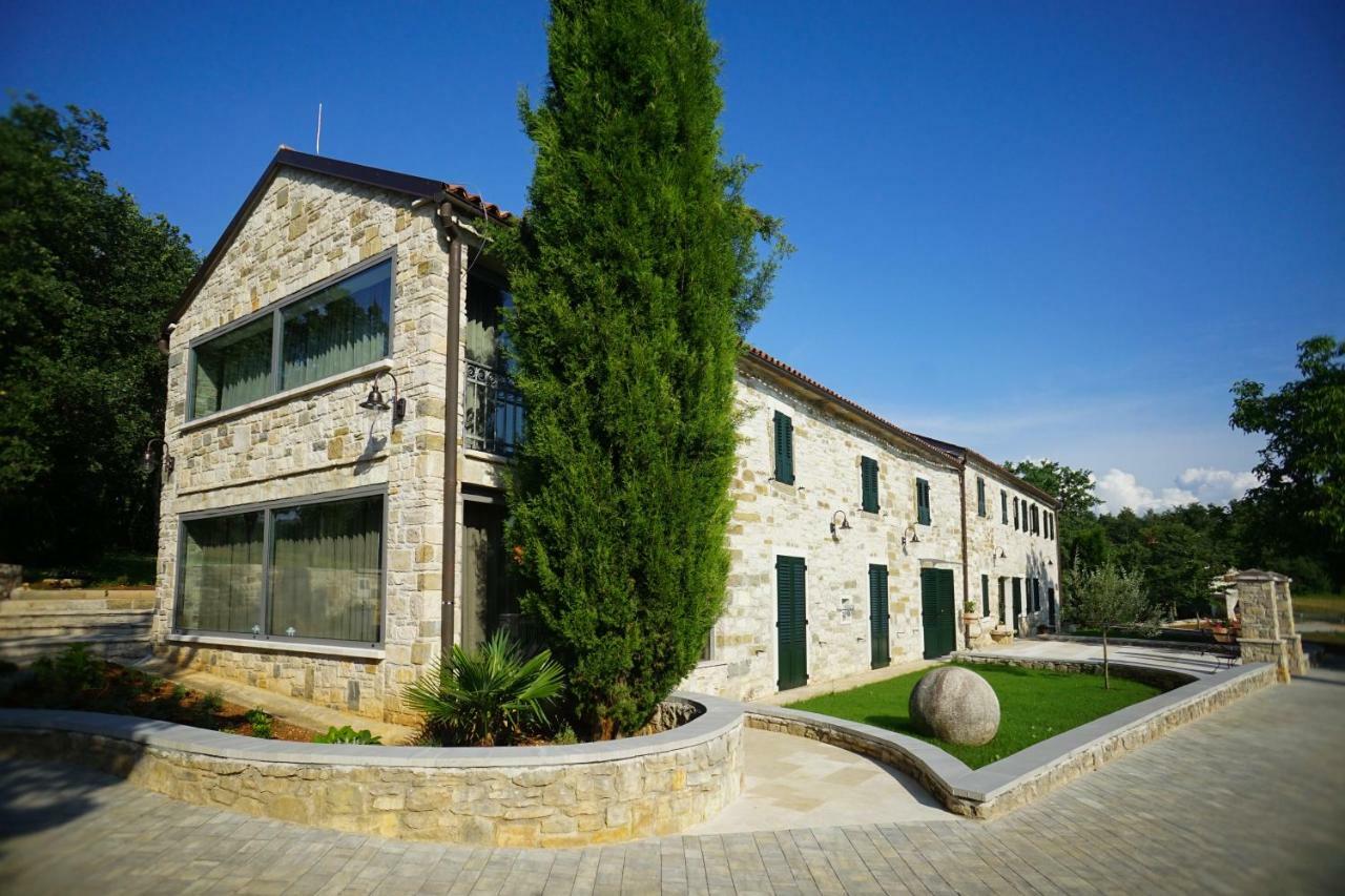 Stancija Ruseti Bed & Breakfast Oprtalj Ngoại thất bức ảnh